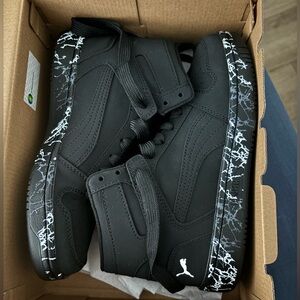 Zapatos para niño talla 4.5, Nuevos/ kids shoes size 4.5, New